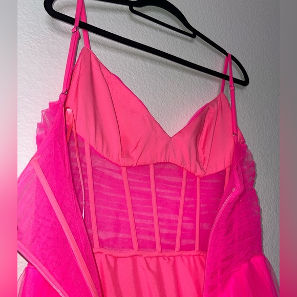 ❌ SALE❌ LA FEMME Exquisite Tulle A-Line Gown 10 - Picture 13 of 13